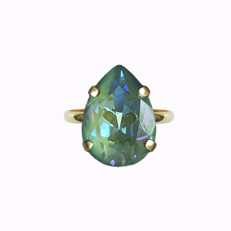 clasic-teardrop-ring-silky-sage-delight-gold
